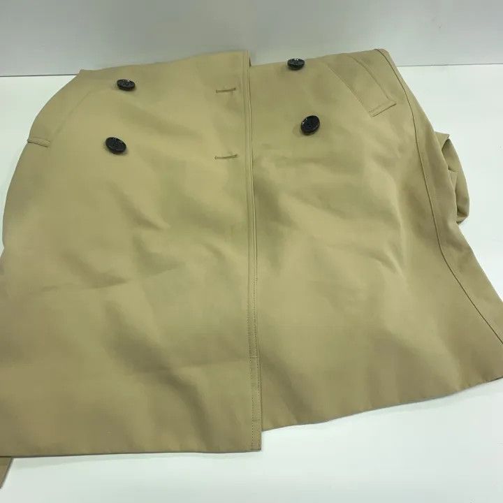 Burberry Burberry Waterproof Double-Breasted Trench Coat Size US S / EU 44-46 / 1 - 9 Thumbnail