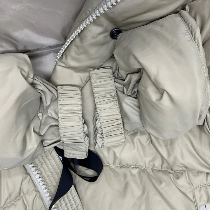 Burberry Burberry Beige Hooded Down Jacket for Men Size US M / EU 48-50 / 2 - 4 Thumbnail