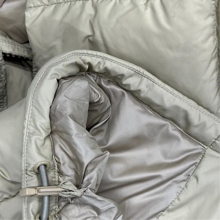 Burberry Burberry Hooded Puffer Jacket with Detachable Sleeves Size US S / EU 44-46 / 1 - 4 Thumbnail