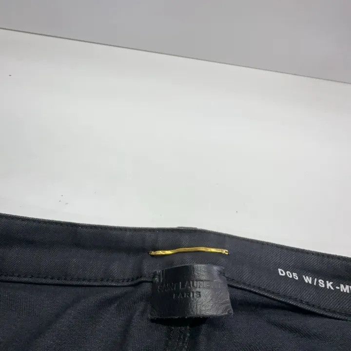 Saint Laurent Paris Yves Saint Laurent Fashion Slim Black Jeans Size US 30 / EU 46 - 4 Thumbnail