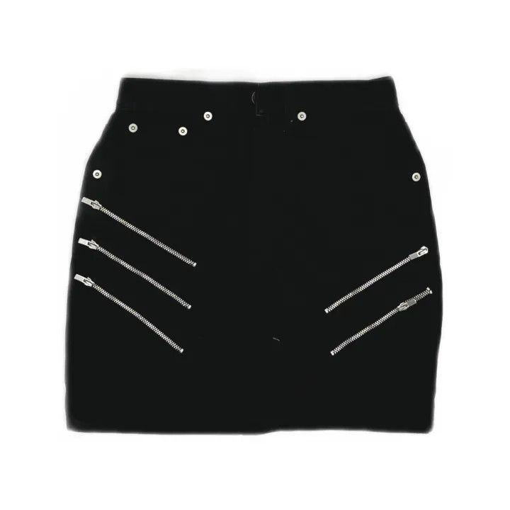 Saint Laurent Paris Yves Saint Laurent Casual Stylish Solid Color Skirt Size US 26 / EU 42 - 2 Thumbnail