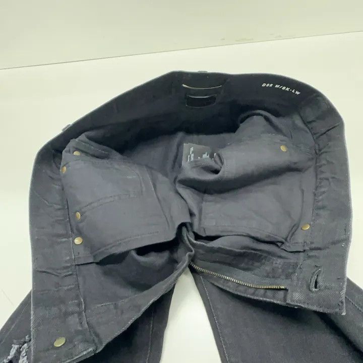 Saint Laurent Paris Yves Saint Laurent Ripped Fashion Denim Pants Size US 32 / EU 48 - 6 Thumbnail