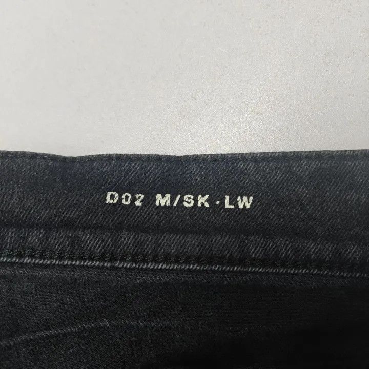 Saint Laurent Paris Saint Laurent Black Fitted Denim Pants for Men Size US 32 / EU 48 - 8 Thumbnail