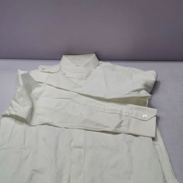 Saint Laurent Paris Yves Saint Laurent White Long Sleeve Shirt Size US M / EU 48-50 / 2 - 8 Thumbnail