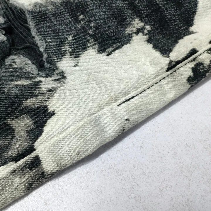 Saint Laurent Paris Yves Saint Laurent Distressed Tie-Dye Jeans Size US 31 - 8 Thumbnail