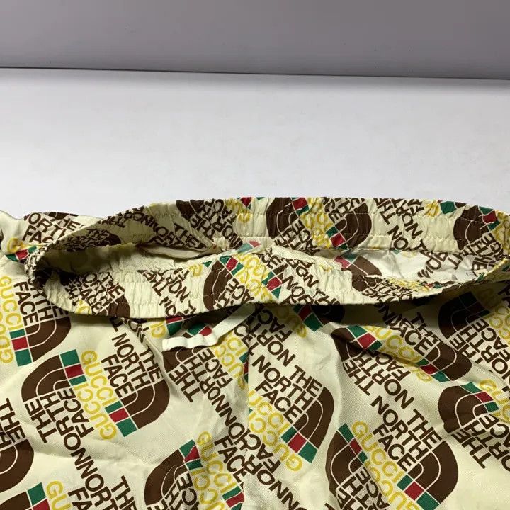 Gucci The North Face x Gucci Logo Print Shorts Size US 44 / EU 60 - 6 Thumbnail