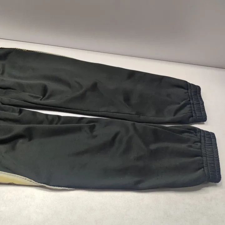 Gucci Gucci 1921 Series Logo Print Knitted Pants Size US 32 / EU 48 - 15 Thumbnail