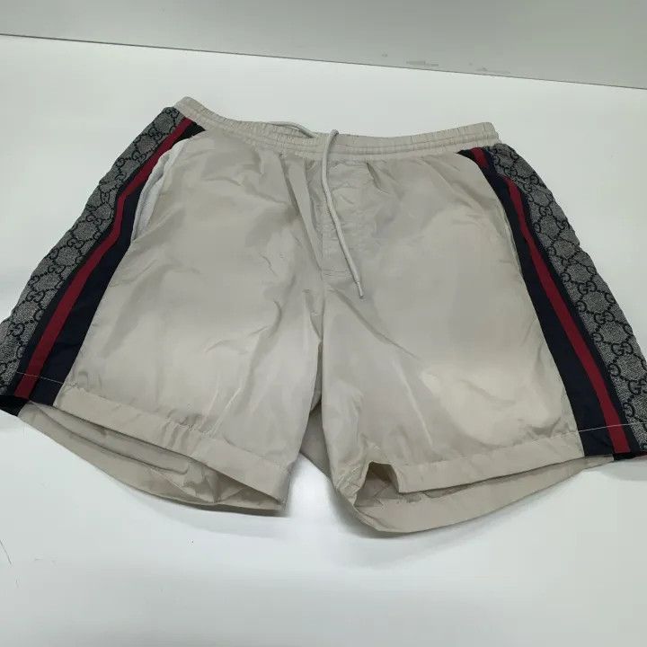 Gucci Gucci Side Stripe Pattern Casual Shorts Size US 44 / EU 60 - 8 Thumbnail