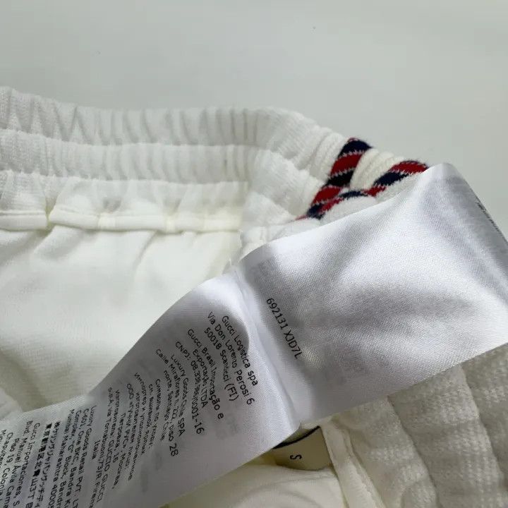 Gucci Gucci Logo Embroidered Cotton Shorts for Men Size US 30 / EU 46 - 4 Thumbnail