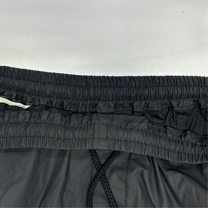Gucci Gucci Logo Tag Black Casual Shorts Size US 36 / EU 52 - 6 Thumbnail