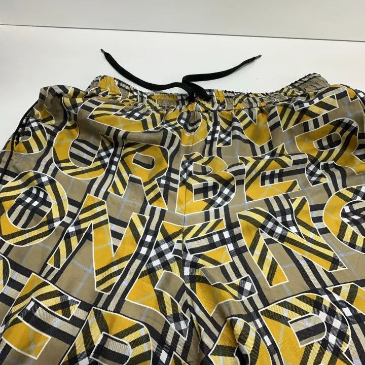 Burberry Burberry SS21 Vintage Plaid Logo Print Shorts Size US 30 / EU 46 - 6 Thumbnail
