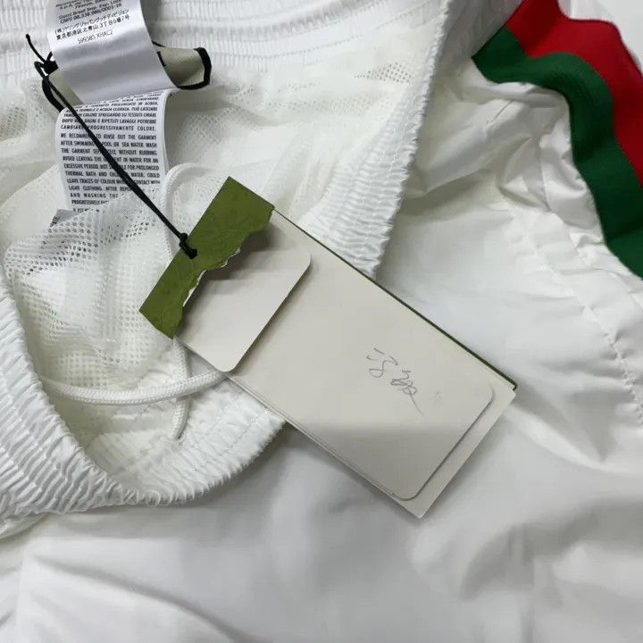 Gucci Gucci Lightweight Logo Casual Shorts Size US 44 / EU 60 - 4 Thumbnail