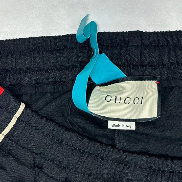 Gucci Gucci Logo Embroidered Relaxed Fit Shorts Size US 44 / EU 60 - 2 Thumbnail
