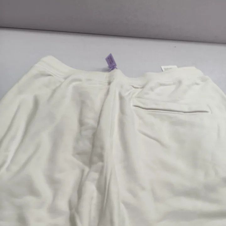 Stone Island Stone Island White Sport Shorts for Men Size US 30 / EU 46 - 7 Thumbnail