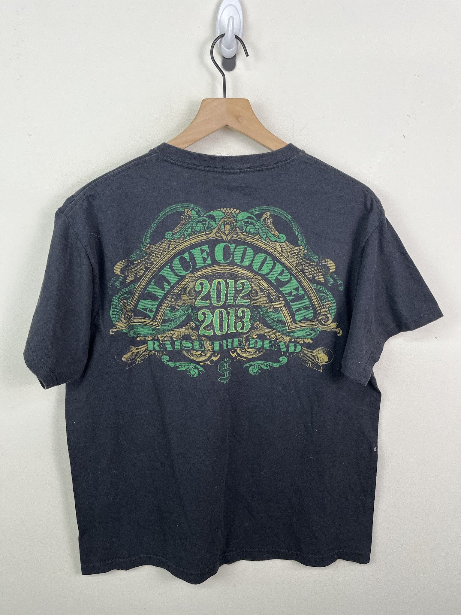 Other Vintage Y2K Alice Cooper Billion Dollar Babies T Shirt Size L Size US L / EU 52-54 / 3 - 3 Thumbnail