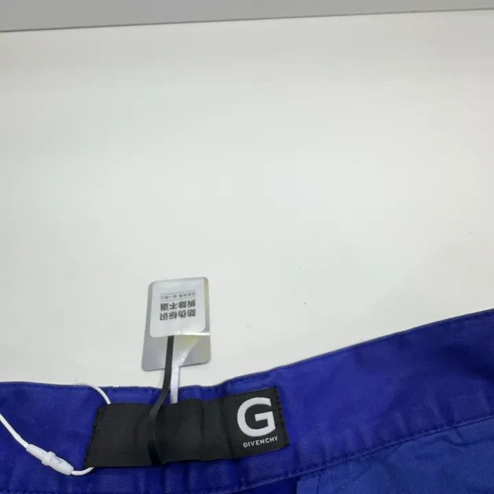 Givenchy Givenchy Blue Casual Shorts for Men Size US 44 / EU 60 - 4 Thumbnail