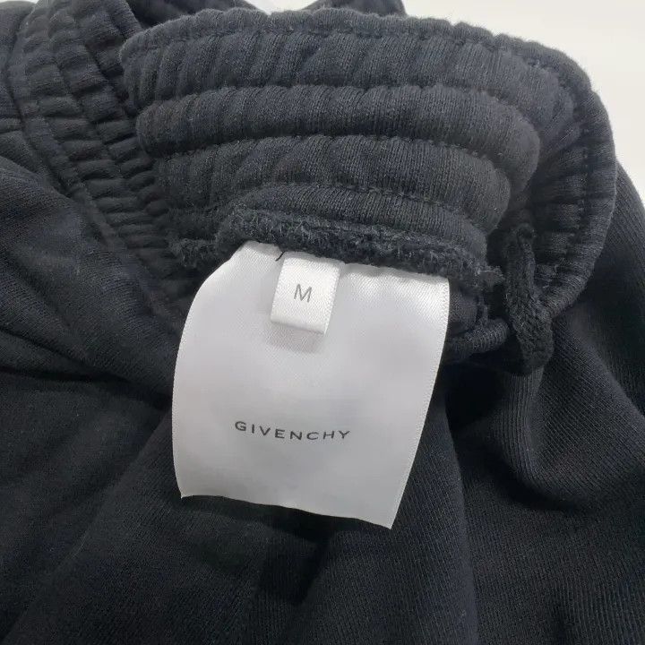 Givenchy Givenchy SS22 Black Casual Shorts for Men Size US 30 / EU 46 - 4 Thumbnail