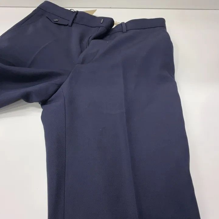 Burberry Burberry SS21 Minimalist Wool Pants Size US 44 / EU 60 - 9 Thumbnail