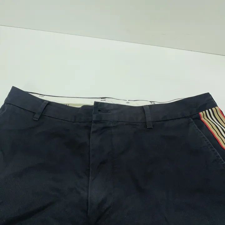 Burberry Burberry Black Stripe Casual Pants for Men Size US 44 / EU 60 - 9 Thumbnail