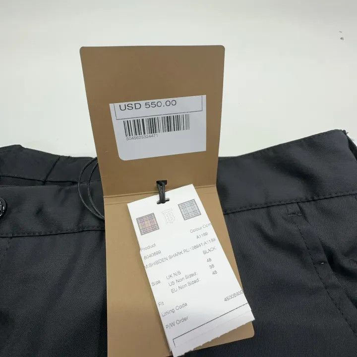 Burberry Burberry Logo Shark Print Swim Shorts Size US 44 / EU 60 - 4 Thumbnail