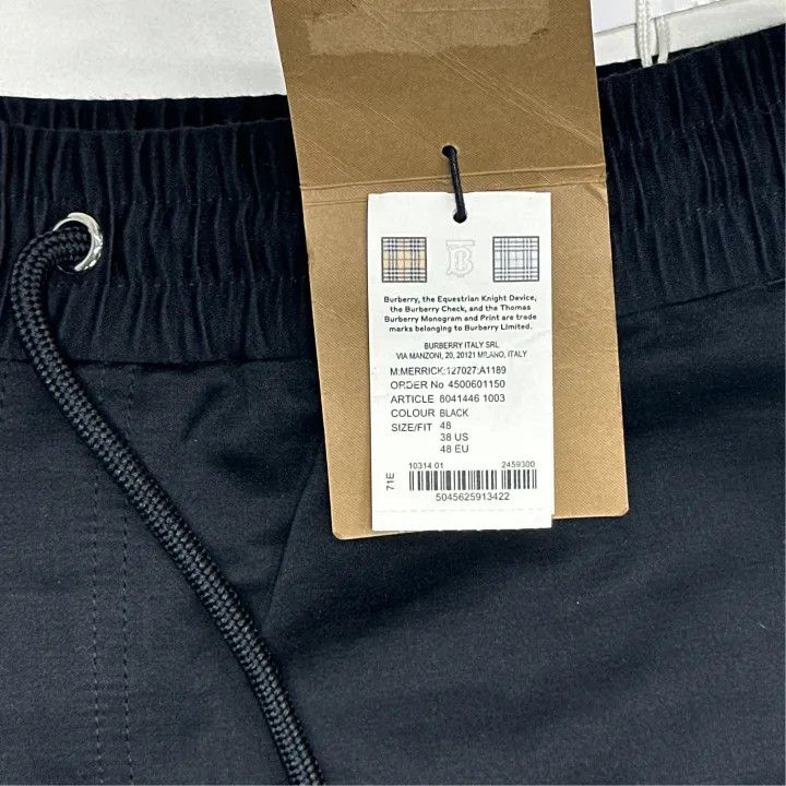 Burberry Burberry Men's Lightweight Jogger Pants in Black Size US 44 / EU 60 - 4 Thumbnail