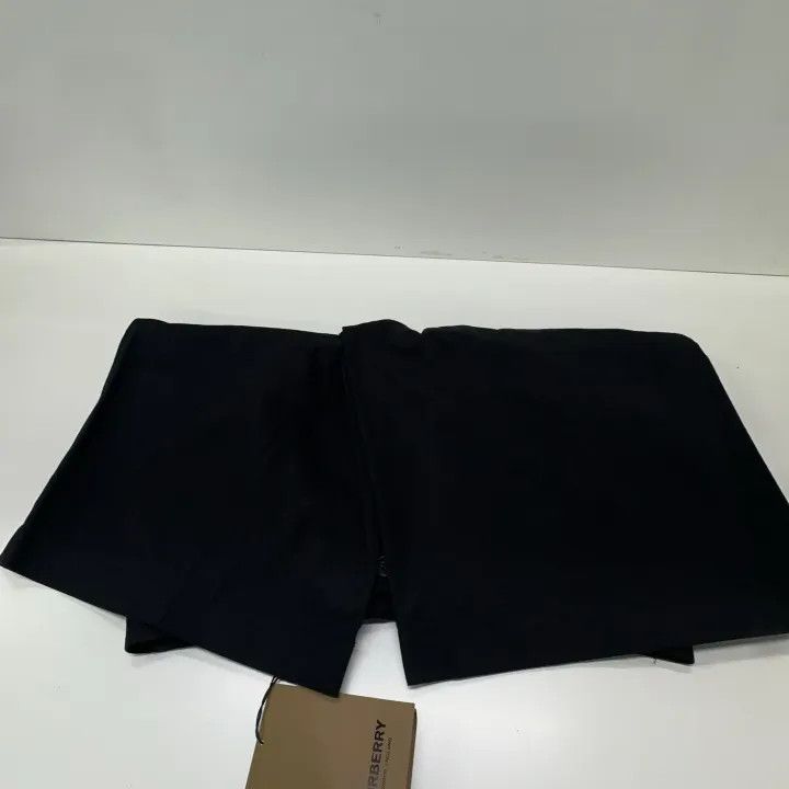 Burberry Burberry Black Casual Zip Shorts for Men Size US 44 / EU 60 - 8 Thumbnail