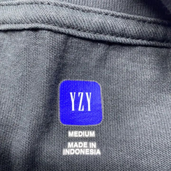 Balenciaga YEEZY x Gap x Balenciaga Black 3/4 Sleeve Tee Size US M / EU 48-50 / 2 - 4 Thumbnail
