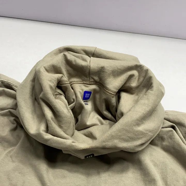 Balenciaga YEEZY x GAP x Balenciaga Hoodie for Men Size US M / EU 48-50 / 2 - 7 Thumbnail