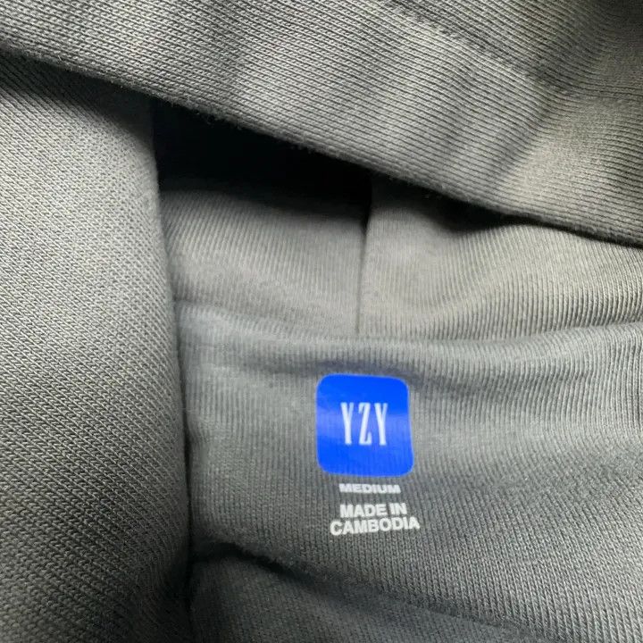 Balenciaga YEEZY x Gap x Balenciaga Logo Shrunken Hoodie Size US M / EU 48-50 / 2 - 5 Thumbnail