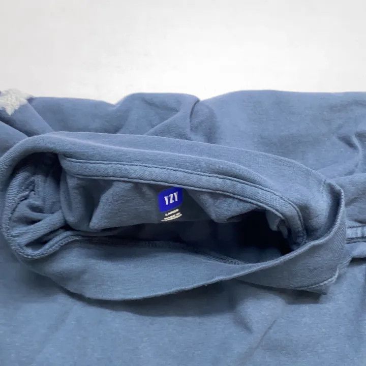 Balenciaga YEEZY x Gap x Balenciaga Dove 3/4 Sleeve Tee Size US L / EU 52-54 / 3 - 8 Thumbnail