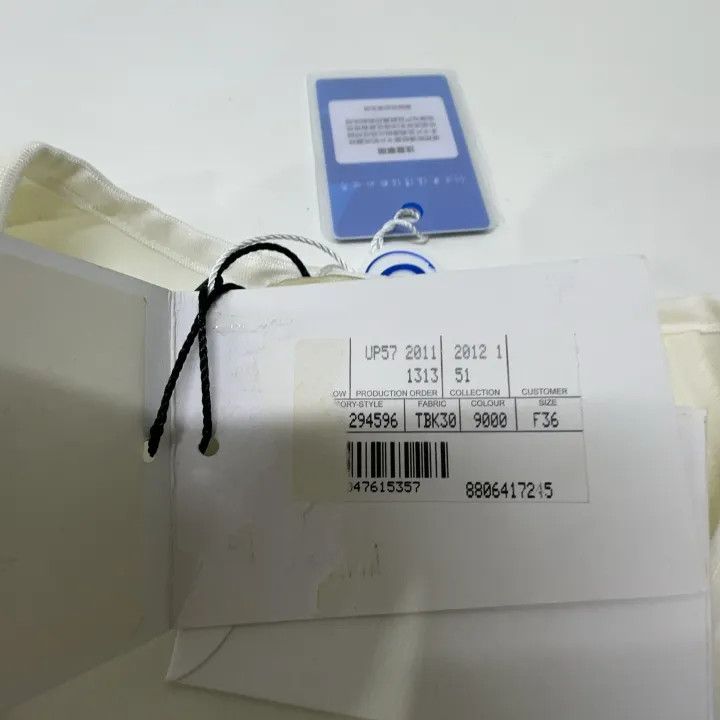 Balenciaga Balenciaga Simple Irregular White Vest Size US S / EU 44-46 / 1 - 5 Thumbnail