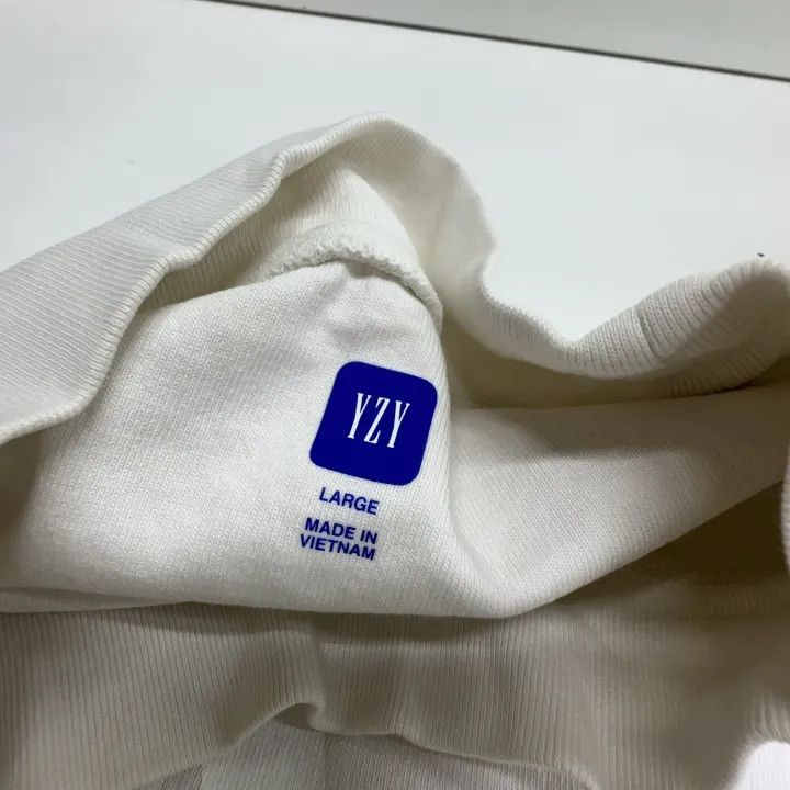 Balenciaga YEEZY x Gap x Balenciaga Short Sleeve T-Shirt Size US L / EU 52-54 / 3 - 4 Thumbnail