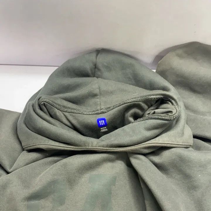Balenciaga Yeezy x Gap x Balenciaga Dove Hoodie Size US M / EU 48-50 / 2 - 8 Thumbnail