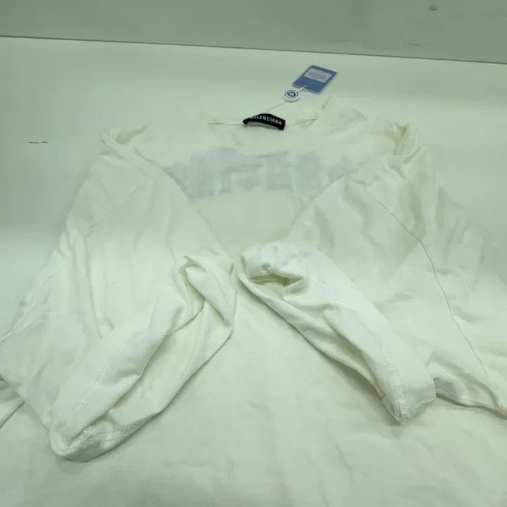Balenciaga Balenciaga Solid White Short Sleeve T-Shirt Size US L / EU 52-54 / 3 - 8 Thumbnail