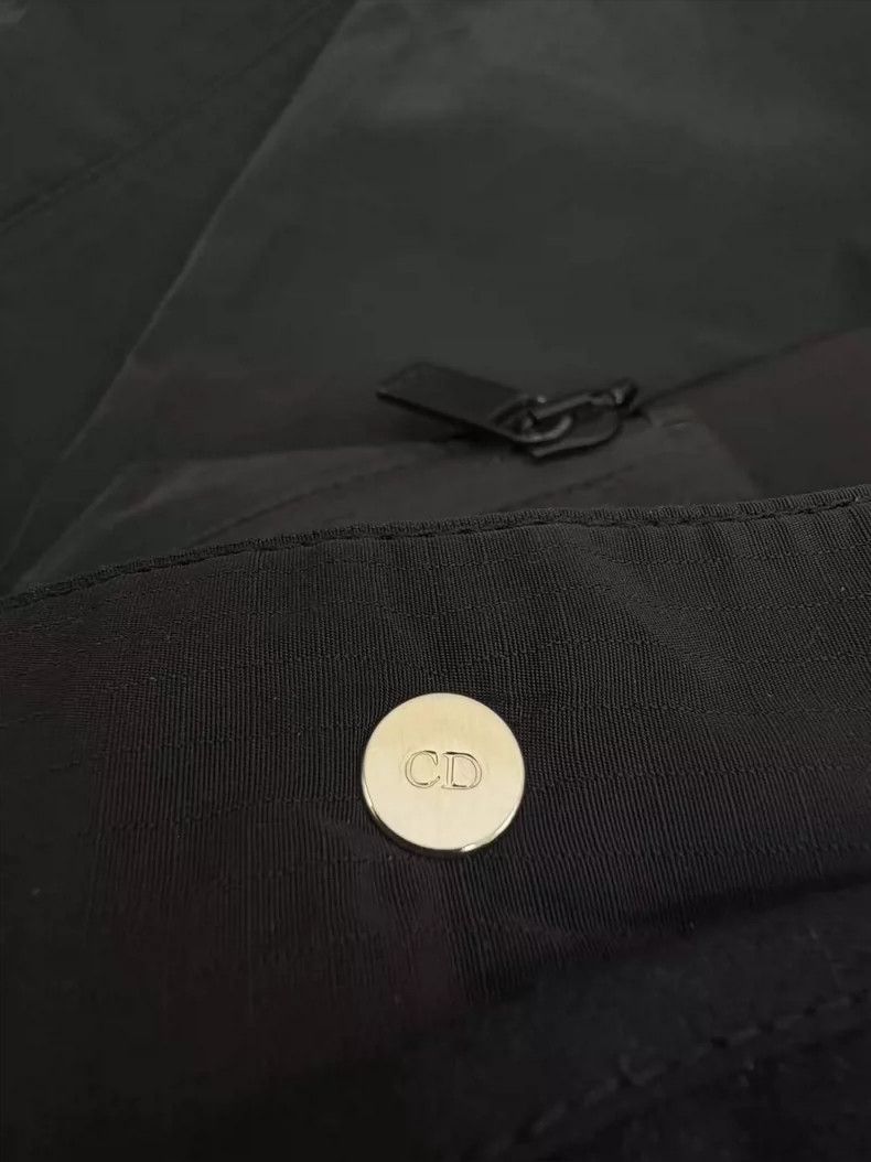 Dior dior pocket embroidered logo nylon pants-dmc Size US 31 - 4 Thumbnail