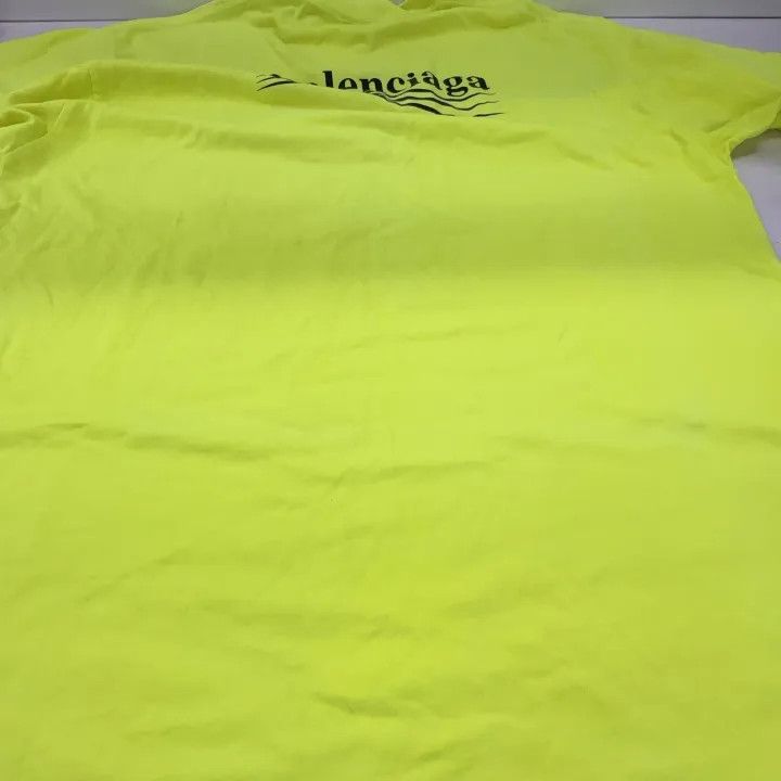 Balenciaga Balenciaga Logo Print Wave Short Sleeve T-Shirt Size US S / EU 44-46 / 1 - 11 Thumbnail