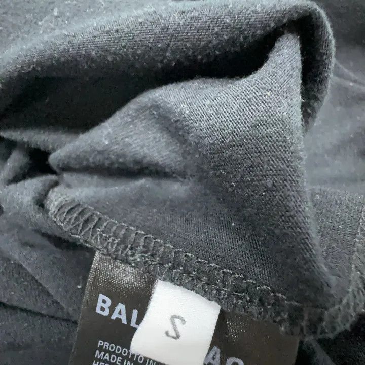Balenciaga Balenciaga SS21 Multilingual Print T-Shirt Size US S / EU 44-46 / 1 - 5 Thumbnail