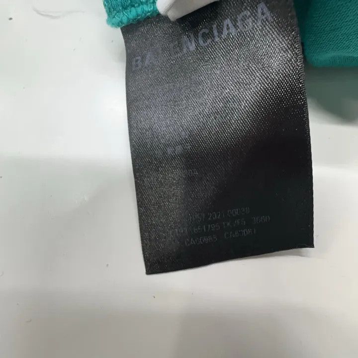 Balenciaga Balenciaga Distressed Logo Short Sleeve T-Shirt Size US XS / EU 42 / 0 - 5 Thumbnail