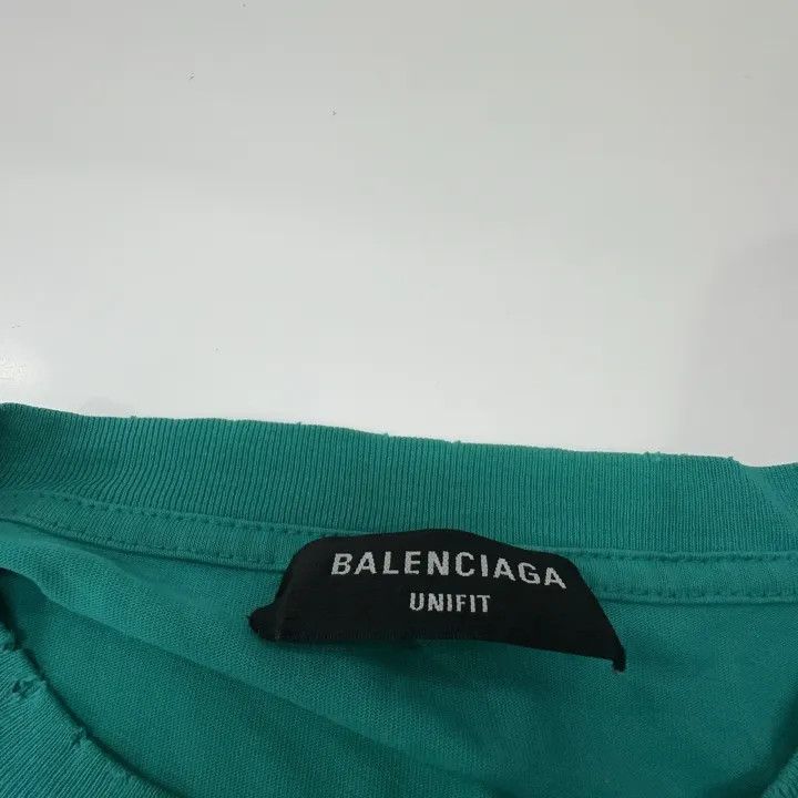 Balenciaga Balenciaga Distressed Logo Short Sleeve T-Shirt Size US XS / EU 42 / 0 - 6 Thumbnail