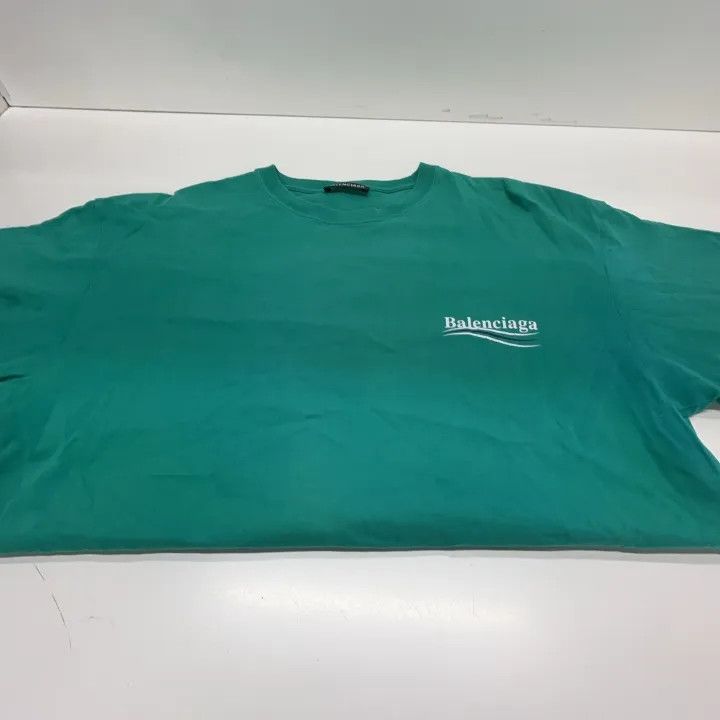Balenciaga Balenciaga Letter Print Crew Neck T-Shirt Size US S / EU 44-46 / 1 - 8 Thumbnail