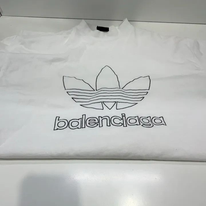 Balenciaga Balenciaga Adidas Logo Print Short Sleeve T-Shirt Size US M / EU 48-50 / 2 - 9 Thumbnail