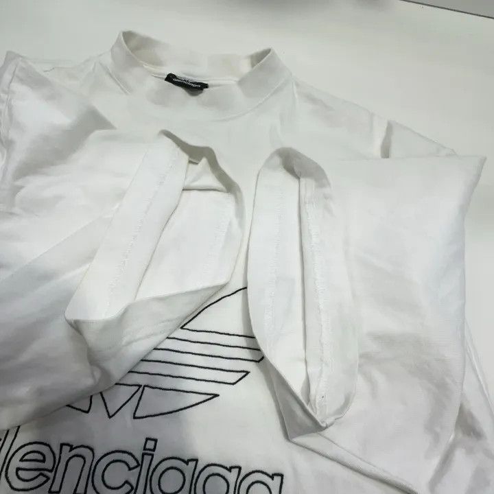 Balenciaga Balenciaga Adidas Logo Print Short Sleeve T-Shirt Size US M / EU 48-50 / 2 - 8 Thumbnail