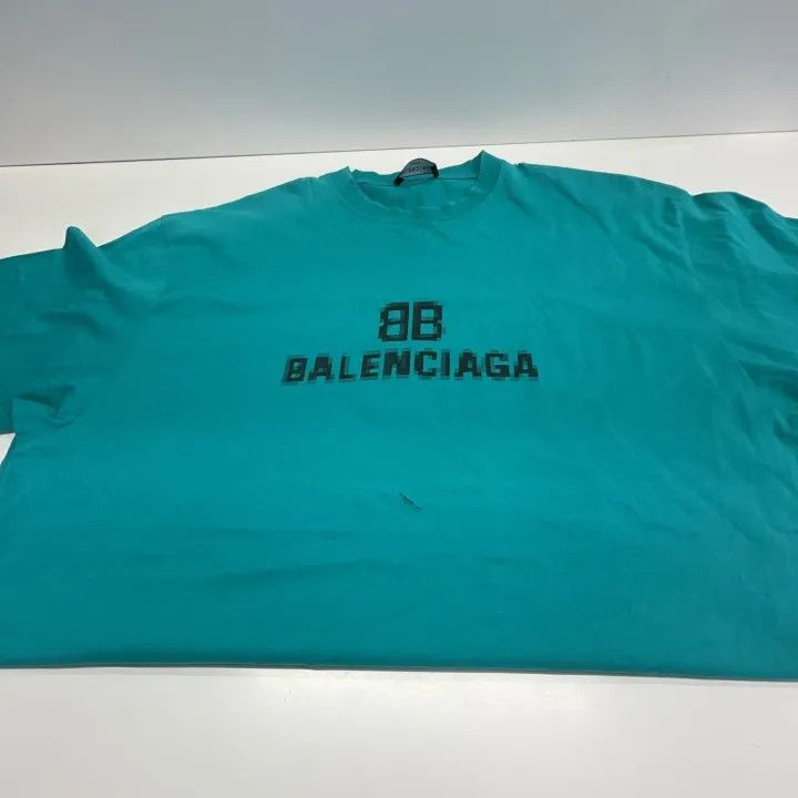 Balenciaga Balenciaga Distressed Logo Oversized T-Shirt Size US XS / EU 42 / 0 - 7 Thumbnail