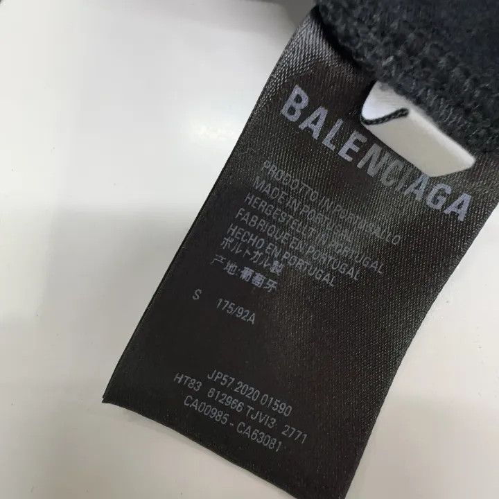 Balenciaga Balenciaga Multilingual Print Short Sleeve T-Shirt Size US S / EU 44-46 / 1 - 4 Thumbnail
