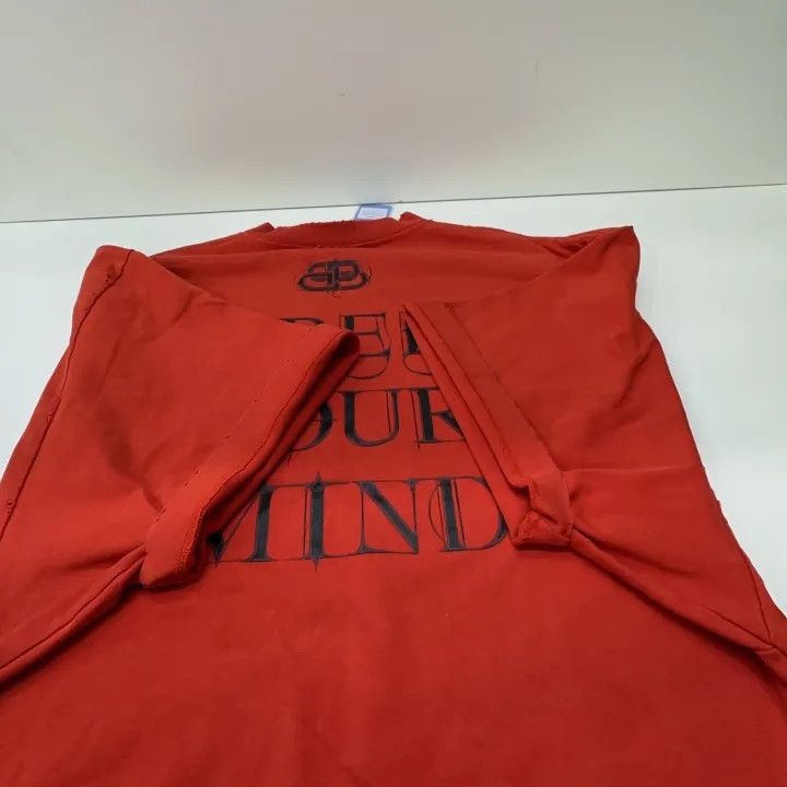 Balenciaga Balenciaga Gothic Short-sleeve T-shirt for Unisex Size US M / EU 48-50 / 2 - 9 Thumbnail