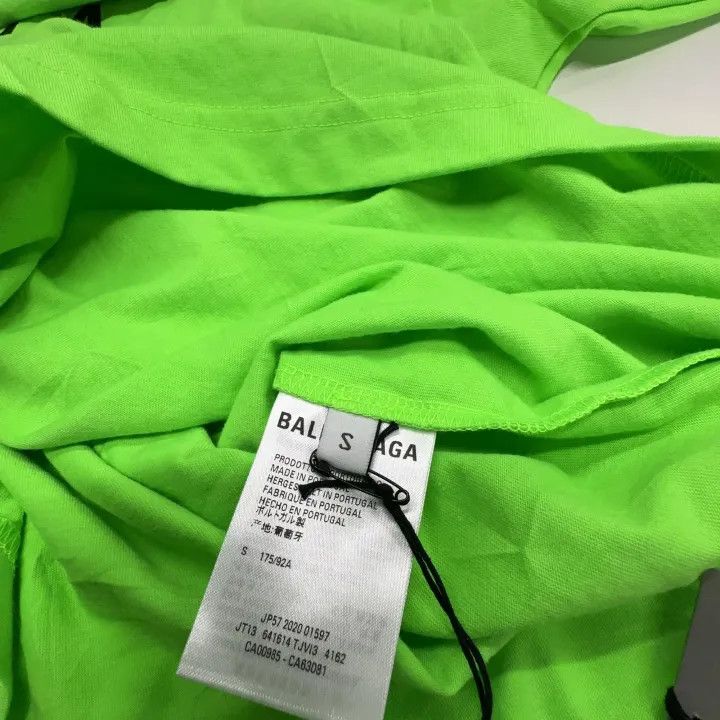 Balenciaga Balenciaga SS21 Green Graphic Short Sleeve T-Shirt Size US S / EU 44-46 / 1 - 6 Thumbnail