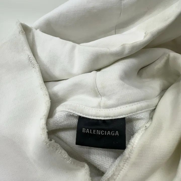 Balenciaga Balenciaga White Graphic Hoodie for Men Size US XL / EU 56 / 4 - 6 Thumbnail