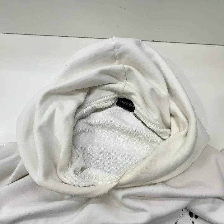 Balenciaga Balenciaga White Graphic Hoodie for Men Size US XL / EU 56 / 4 - 10 Thumbnail