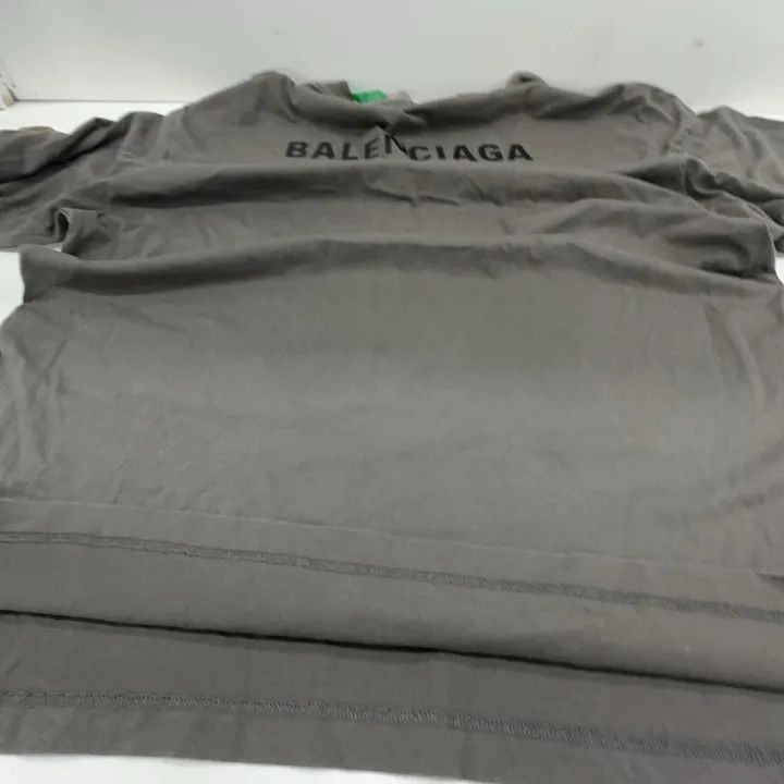 Balenciaga Balenciaga Simple Logo Relaxed T-Shirt Size US M / EU 48-50 / 2 - 10 Thumbnail