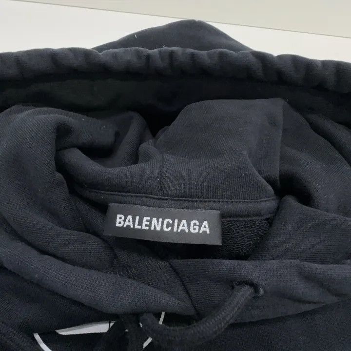 Balenciaga Balenciaga Mode Black Hoodie for Men and Women Size US S / EU 44-46 / 1 - 5 Thumbnail